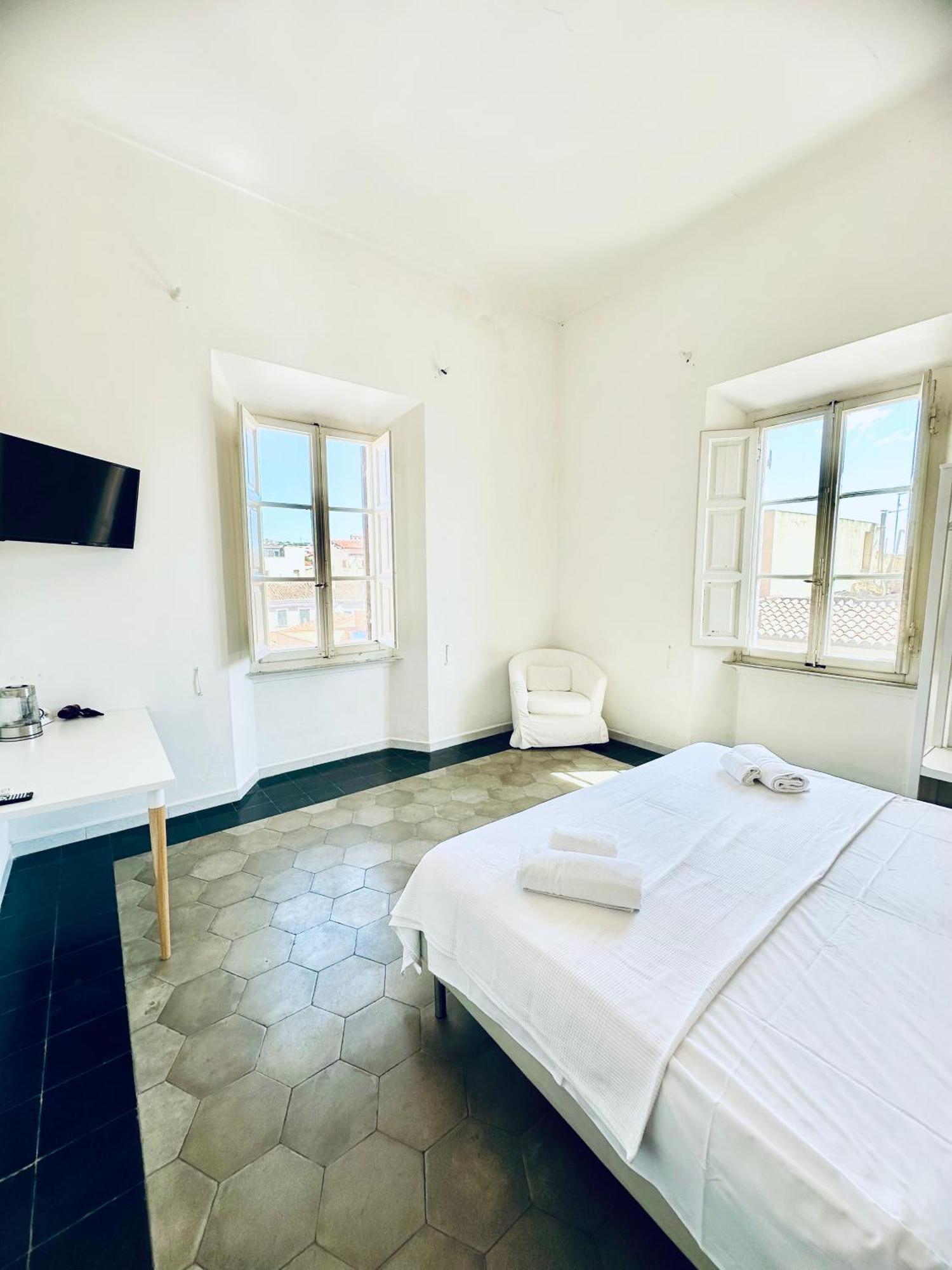 La Siesta Hotell La Maddalena  Exteriör bild